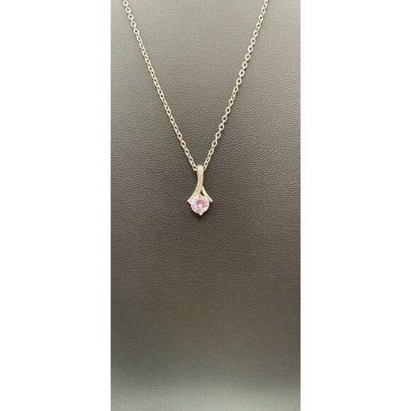 Dainty Beautiful Silver Tone Chain And Pendant Light Blue/Purple Main Rhinestone - Picture 5 of 6